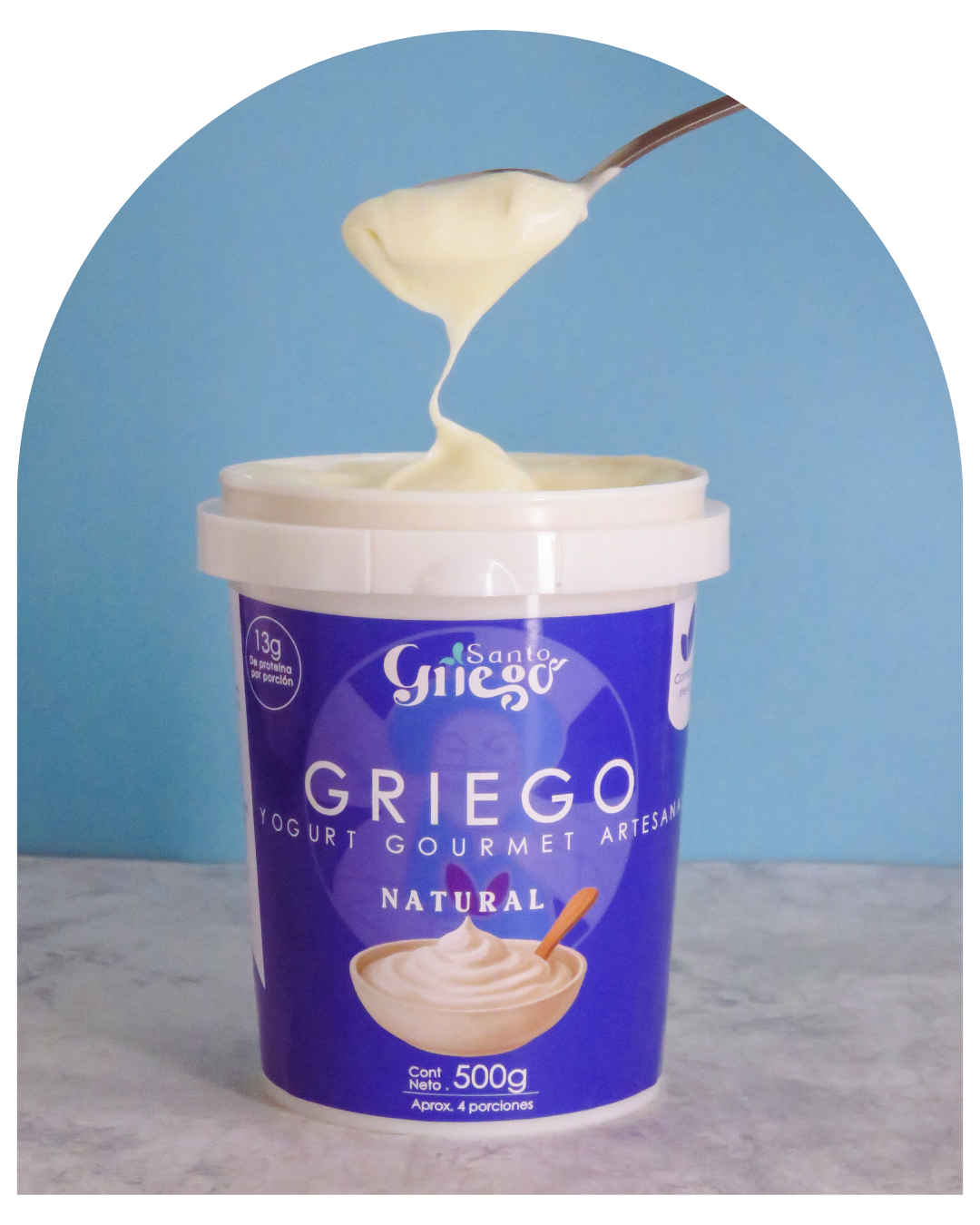 Ingredientes: Leche entera higienizada, cultivos probióticos activos (Streptococcus thermophilus y Lactobacillus delbrueckii subsp. bulgaricus), endulzado con alulosa y eritritol.